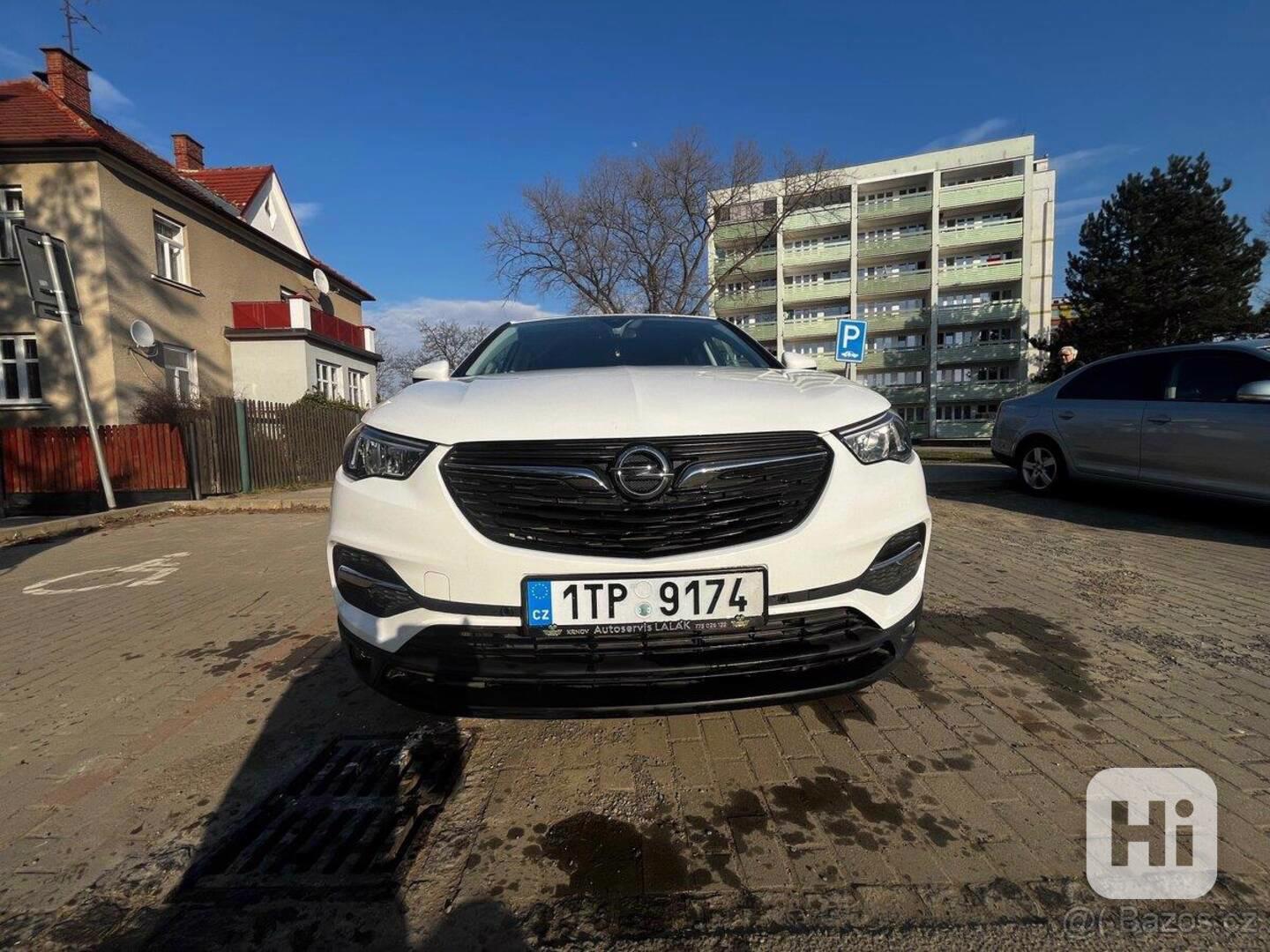 Opel Grandland 1,2   96 kw 130 HP, automatická přev - foto 1