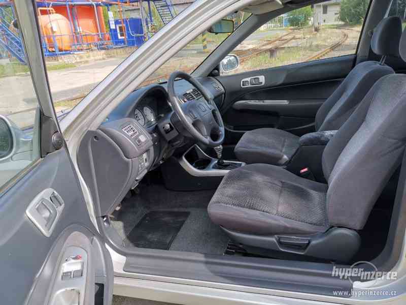 Honda civic 6G coupe 1.6 77KW,Borbet,velmi zachovalý stav. - foto 9