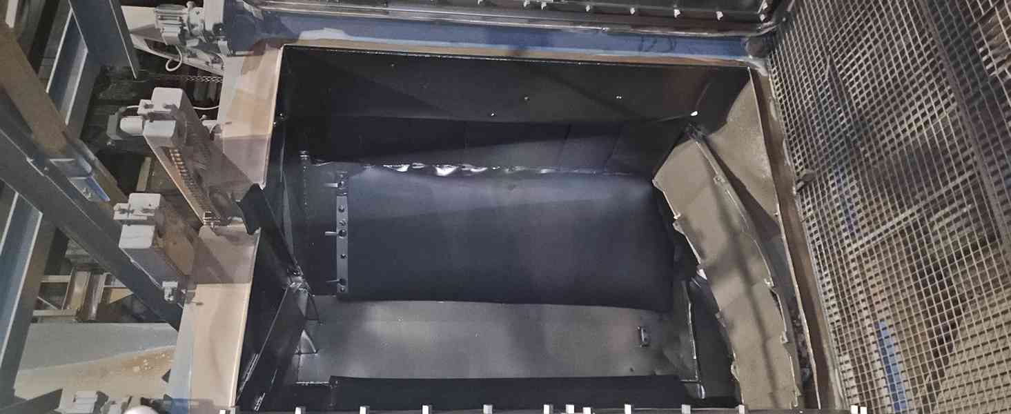 Závěsný tryskač 1600/2200 mm - foto 7