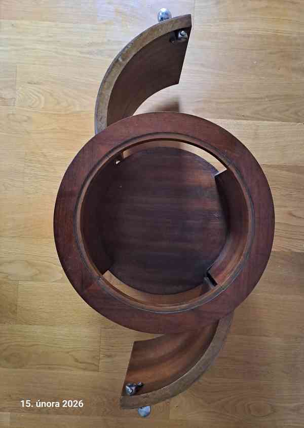 Kulatý noční stolek - foto 3