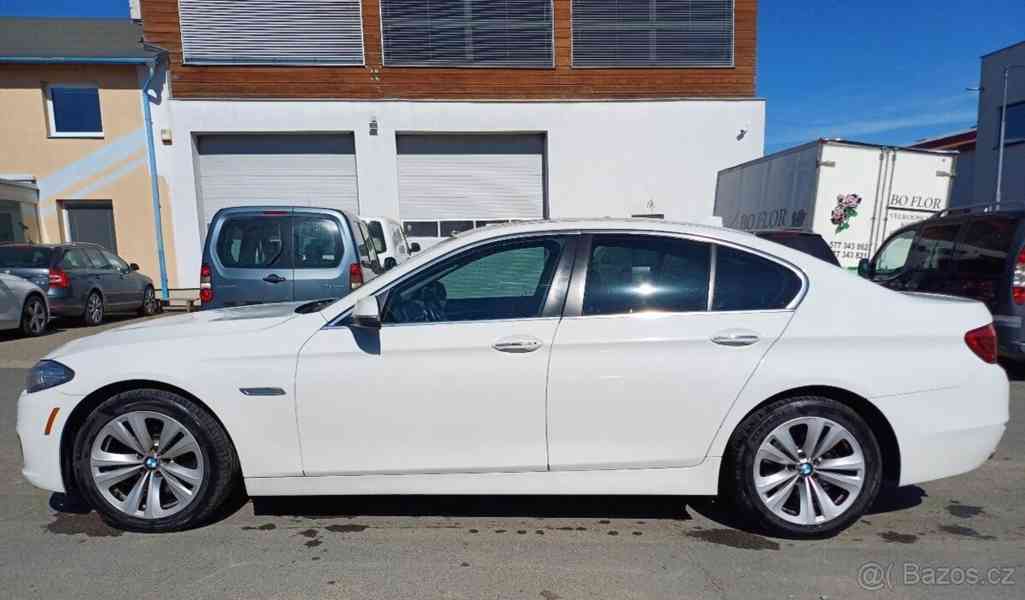 BMW Řada 5 2,0   528 I - foto 3