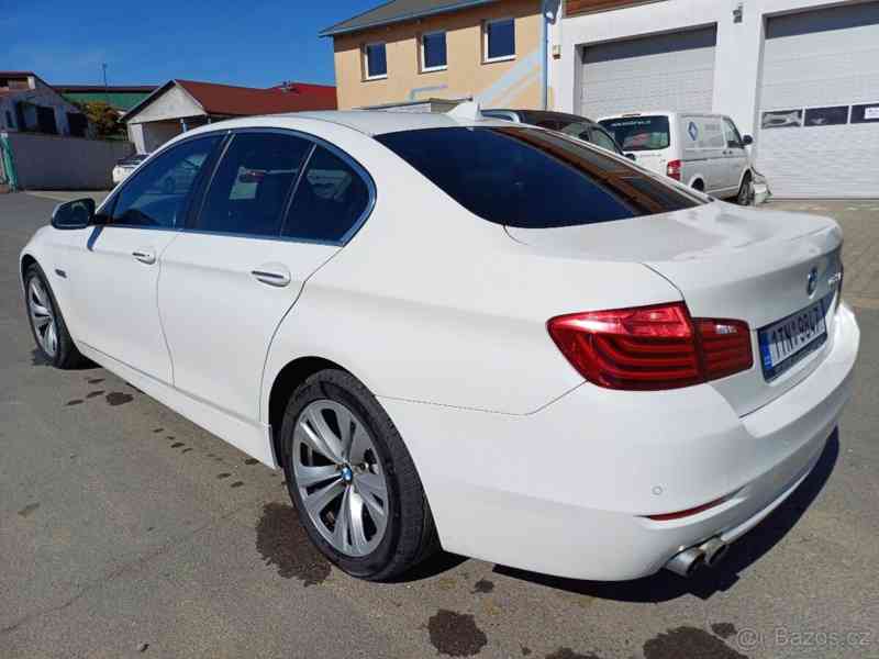 BMW Řada 5 2,0   528 I - foto 8