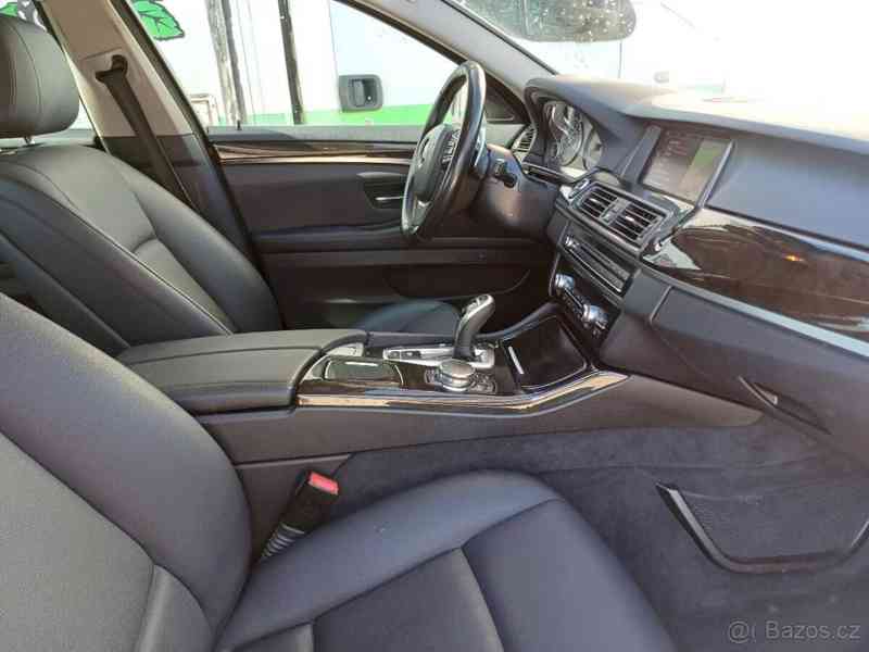 BMW Řada 5 2,0   528 I - foto 12