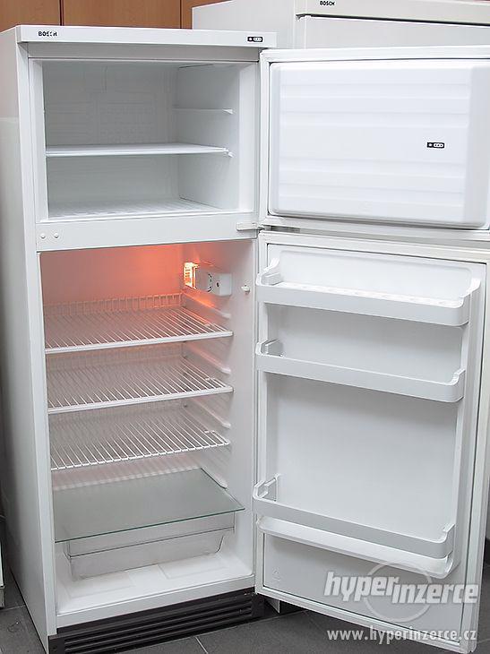 Lednice s mrazákem BOSCH, 2 dveřová kombinace - foto 1