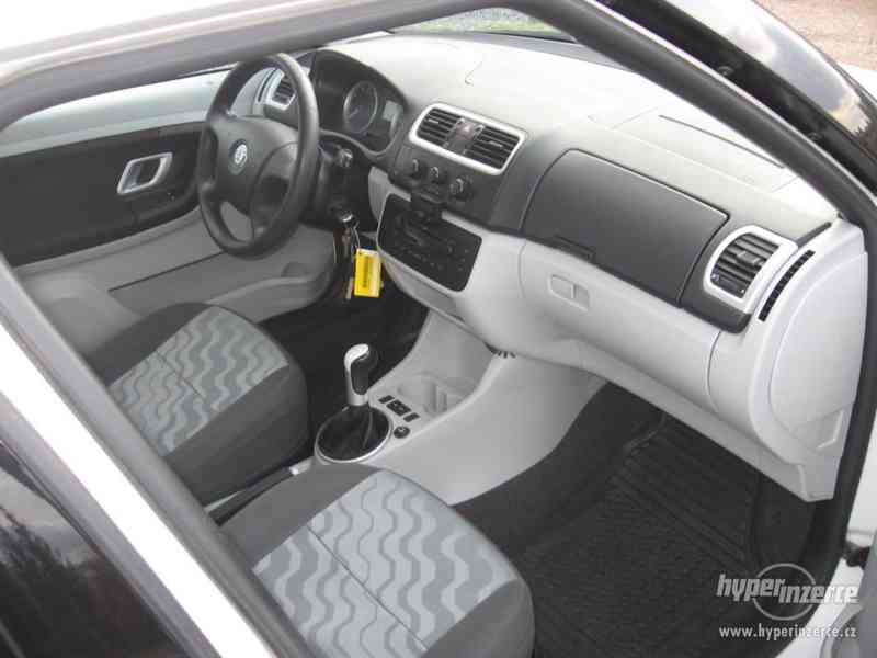 ŠKODA ROOMSTER PRAKTIK - foto 17