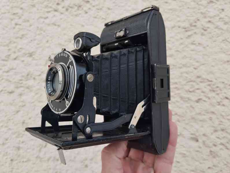 Starý krásný měchový fotoaparát BALDA  s pouzdrem - foto 12