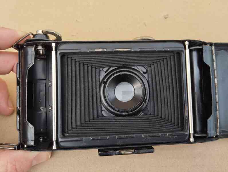 Starý krásný měchový fotoaparát BALDA  s pouzdrem - foto 25