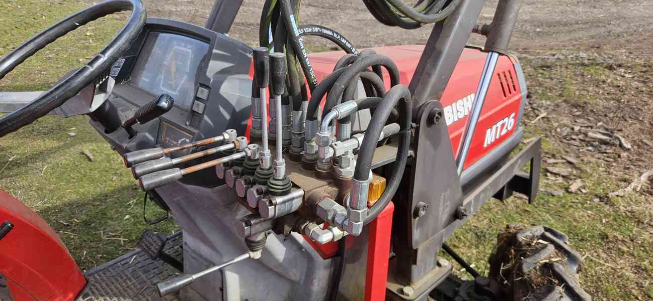 Mitsubishi MT26 včetně širokého příslušenství - foto 10