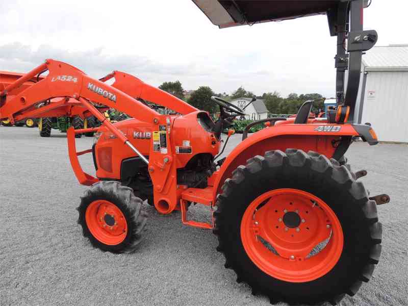 2013 Kubota L3800DT - foto 1