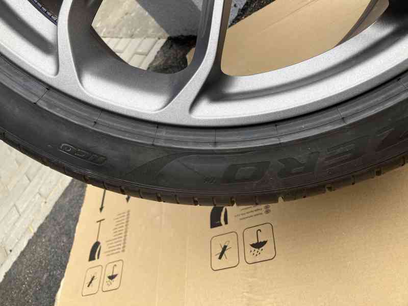 Porsche Cayenne R22 alu kolo kola - foto 5