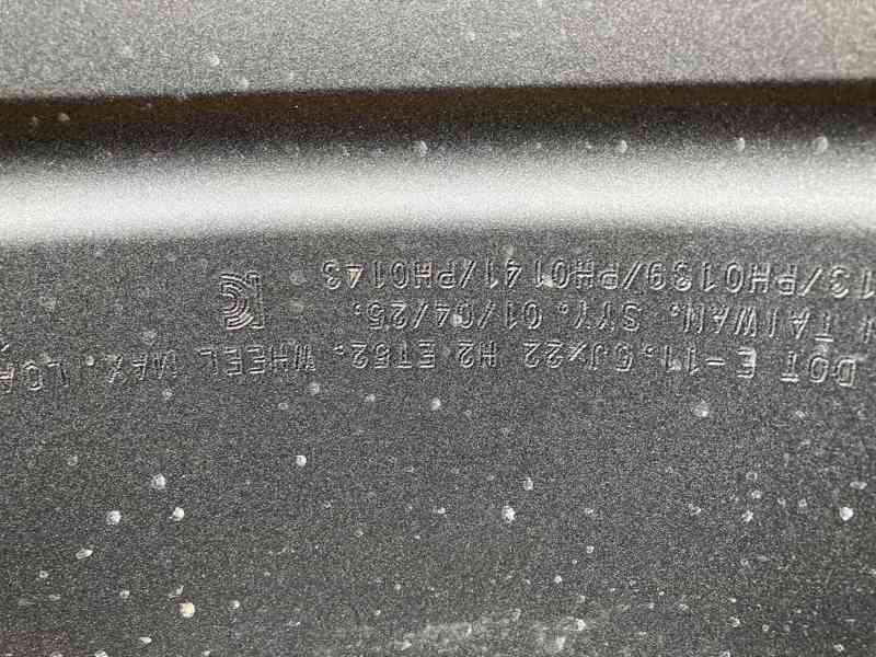 Porsche Cayenne R22 alu kolo kola - foto 13
