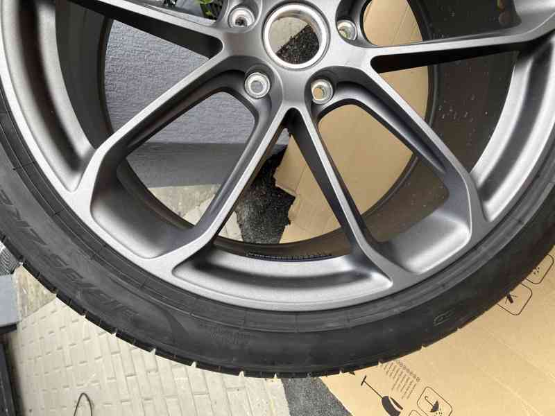 Porsche Cayenne R22 alu kolo kola - foto 7