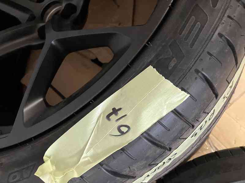 Porsche Cayenne R22 alu kolo kola - foto 19