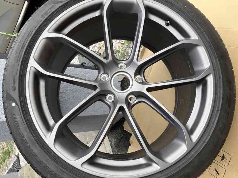 Porsche Cayenne R22 alu kolo kola - foto 9
