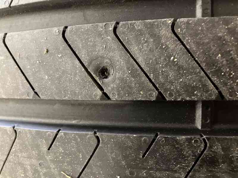 Porsche Cayenne R22 alu kolo kola - foto 18