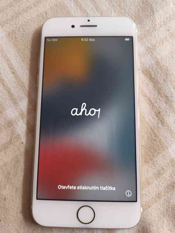 Mobilní dotykový telefon iPhone 7 128GB zlatý - foto 2