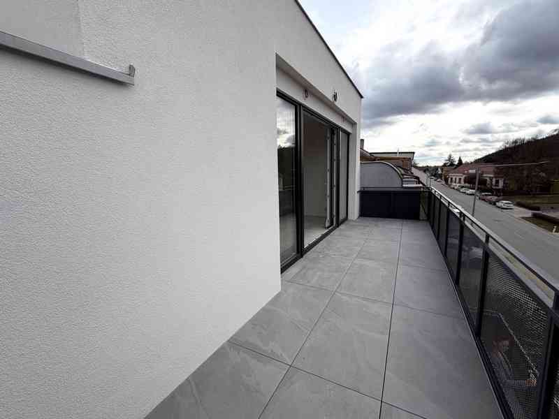 MODERNÍ BYT 3+KK S VLASTNÍ ZAHRADOU, ČESKÁ OKRES BRNO-VENKOV - foto 5