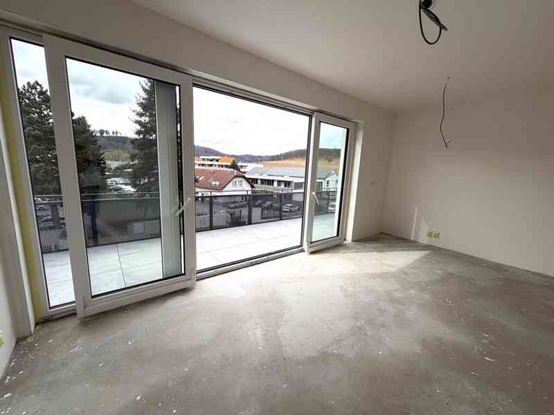 MODERNÍ BYT 3+KK S VLASTNÍ ZAHRADOU, ČESKÁ OKRES BRNO-VENKOV - foto 2