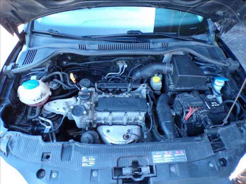 Seat Ibiza 1,2 12V KLIMA - foto 12