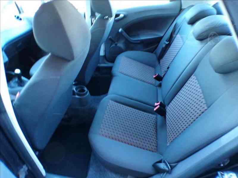 Seat Ibiza 1,2 12V KLIMA - foto 8