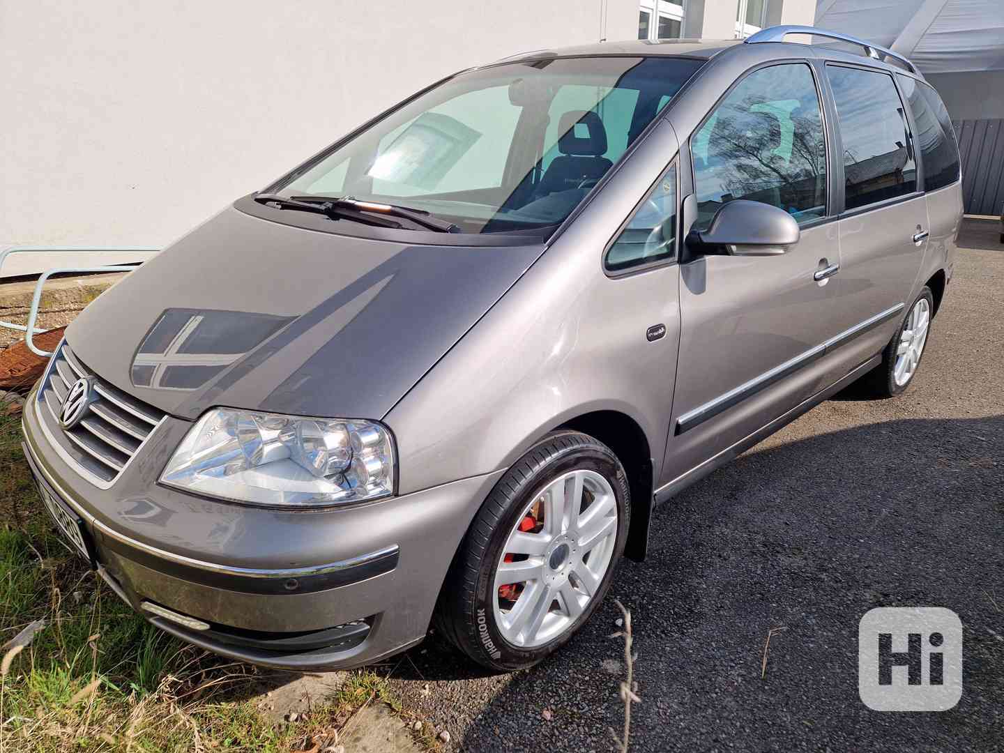 VW SHARAN 2.0 TDI 103kW, r.v. 2007, 6 -stup. man. převodovka - foto 1