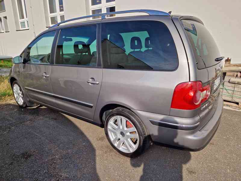 VW SHARAN 2.0 TDI 103kW, r.v. 2007, 6 -stup. man. převodovka - foto 4