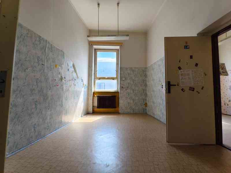 Pronájem kanceláře/skladu 240m2, Semily - centrum  - foto 14