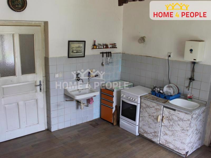 Vila se stavebním pozemkem 1606m2 o celkové rozloze 2780m2  - foto 2