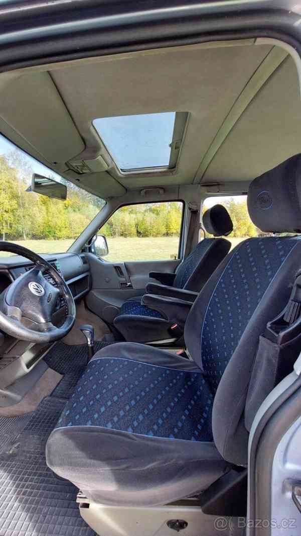 Volkswagen Caravelle 2,5   T4 LONG- 75 KW 4x4-TAŽNÉ - foto 2