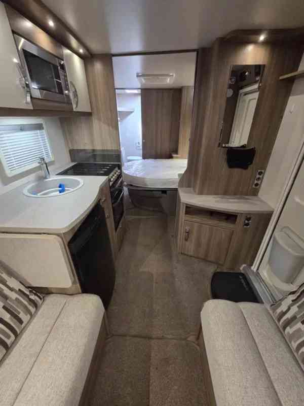 Karavan Swift Vogue 580 sd - foto 6