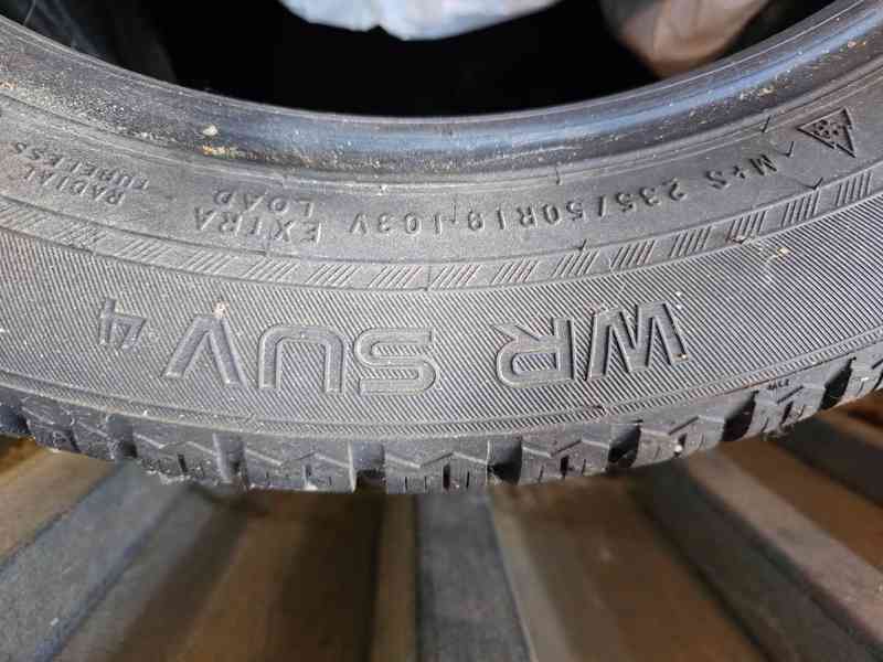 Zimní Pneumatiky Nokian 235/50 R19