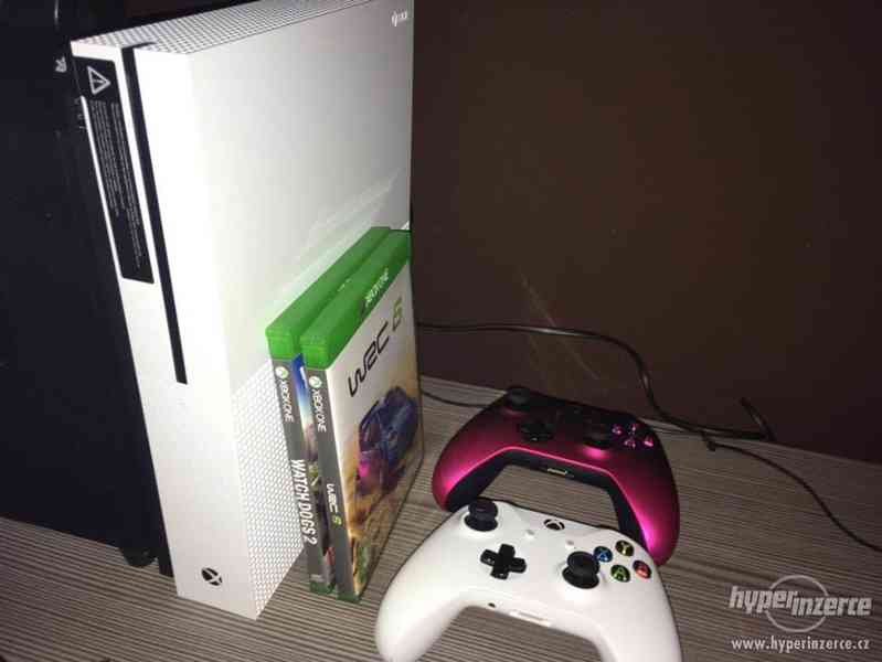 XBOX ONE S 500G 2x Ovladač - foto 1