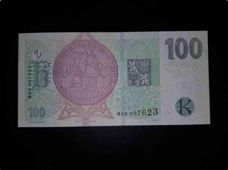 Vzácná 100 koruna 2018 s přítiskem ČNB - série M 09 - foto 2
