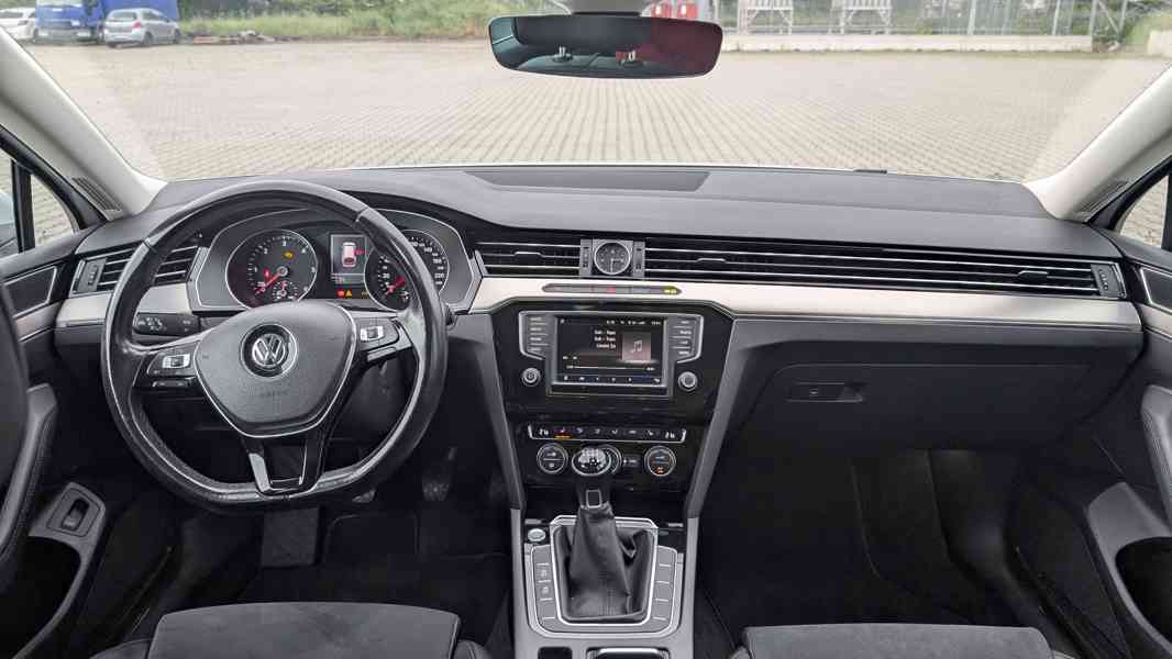 Volkswagen Passat Variant 2.0 TDI 4MOTION Highline (ČR) - foto 7