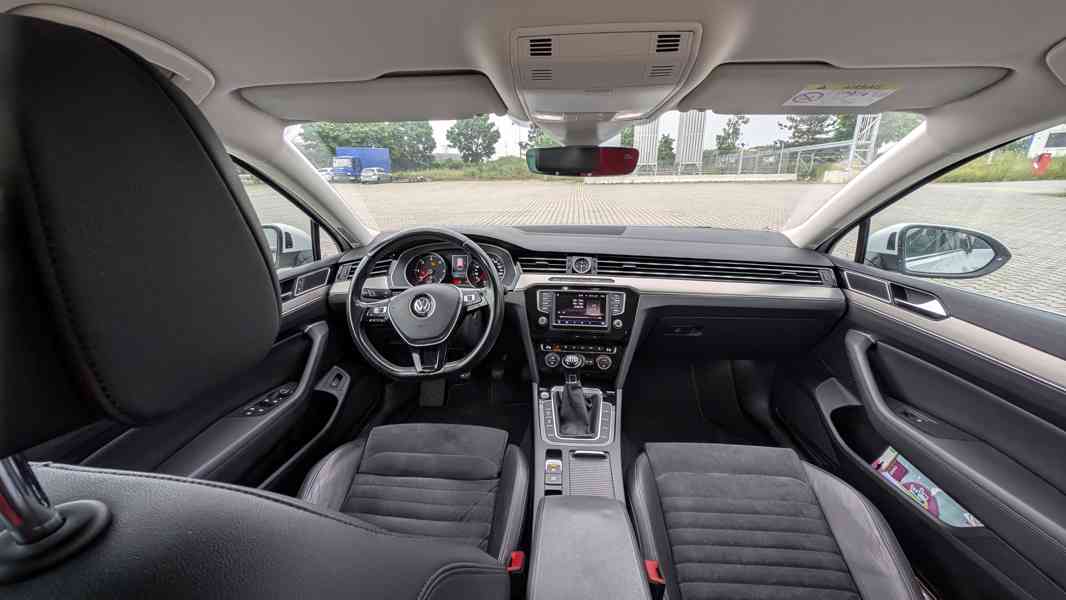 Volkswagen Passat Variant 2.0 TDI 4MOTION Highline (ČR) - foto 8