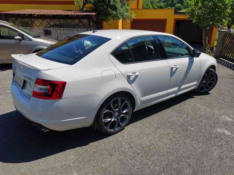 Škoda Octavia 3 RS 2.0 TSi Challenge - foto 4