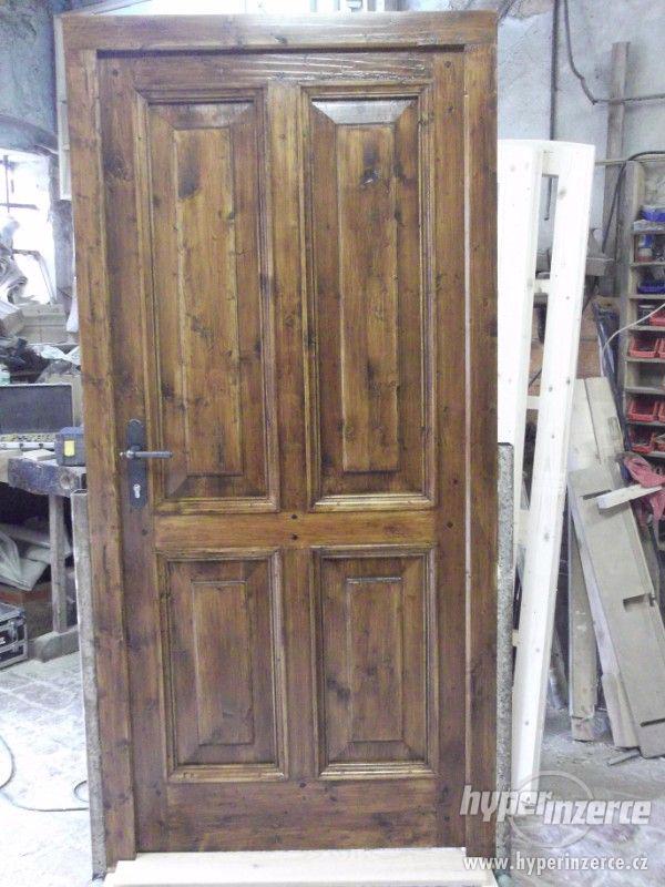 Dřevěné vchodové dveře - foto 7
