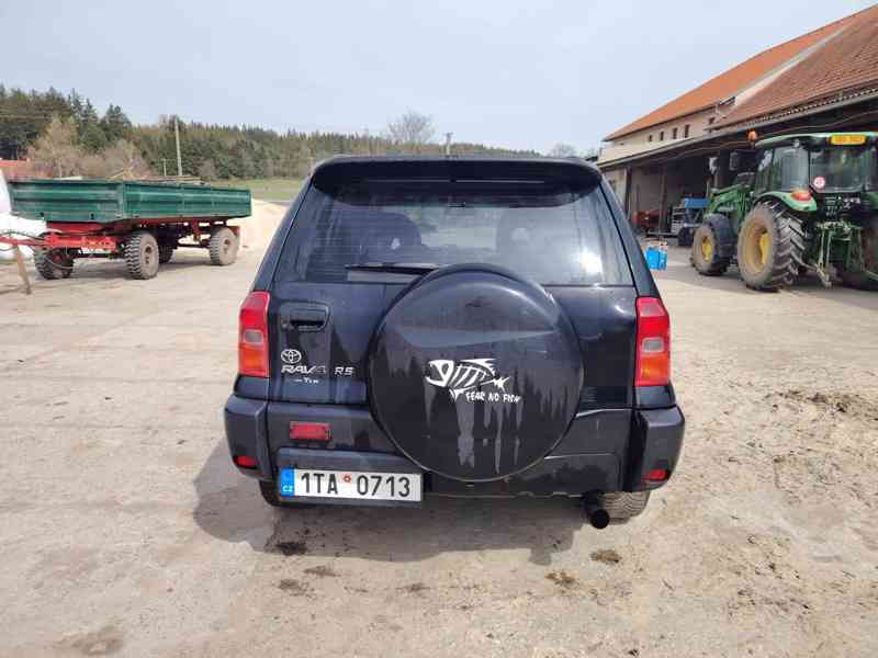 Toyota RAV 4 - foto 5