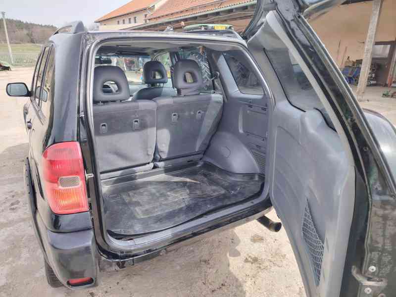 Toyota RAV 4 - foto 3