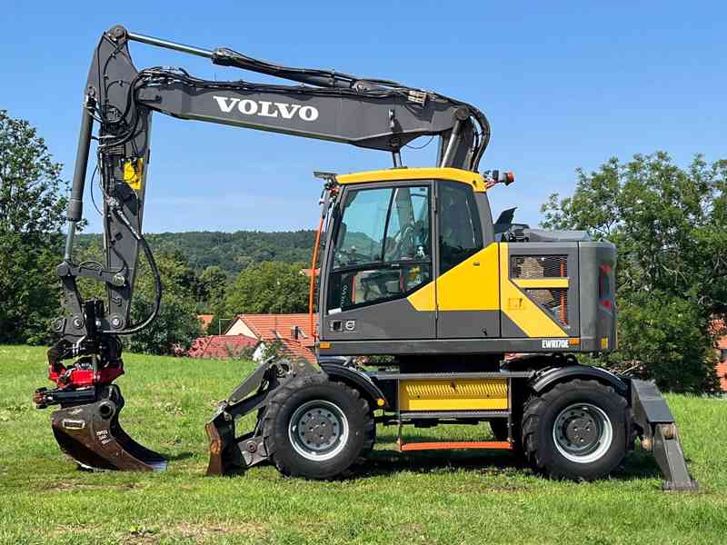 Kolové rypadlo Volvo EWR170E (Možnost leasingu) - foto 2