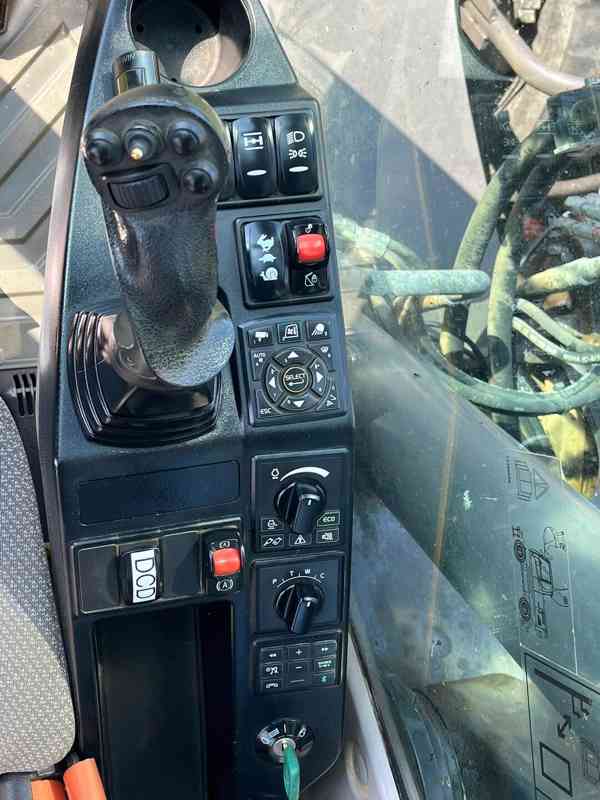 Kolové rypadlo Volvo EWR170E (Možnost leasingu) - foto 9