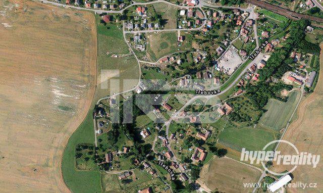Třebovice - okr.UO - prodej luxusního domu 7+1 s venkovním bazénem, dvougaráží a altánem - foto 2