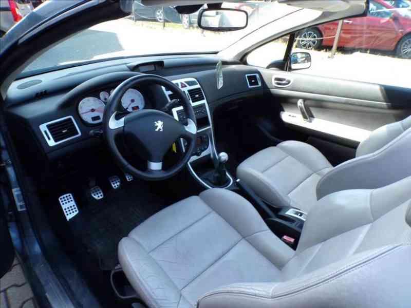 Peugeot 307 2,0 CC KLIMA,TAŽ.ZAŘ. - foto 7