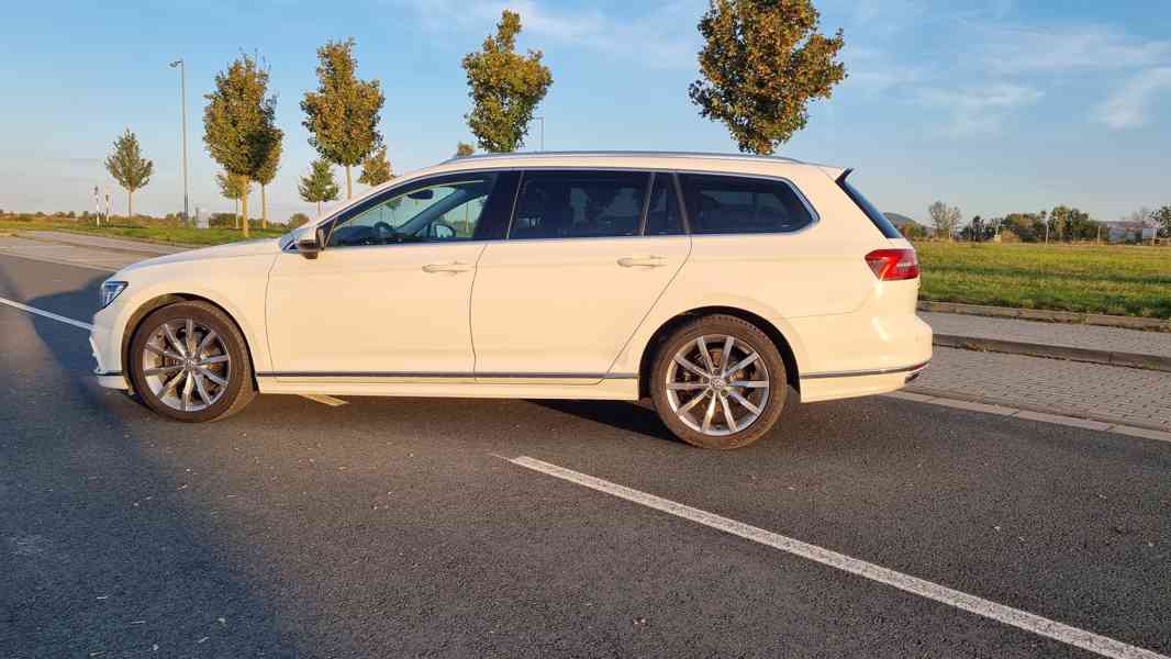 VW Passat Variant 2.0 TDI R-line - foto 4