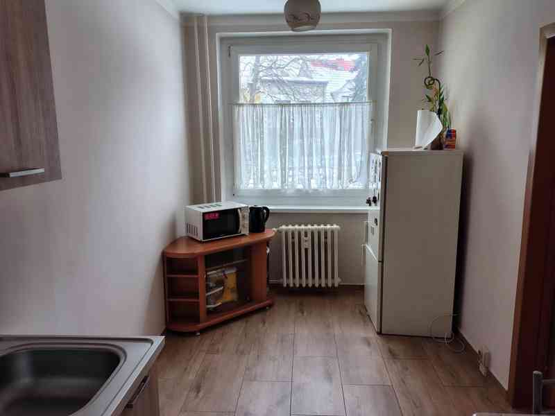 Krásný, zařízený byt 2+kk po rekonstrukci s balkonem, 54 m² - foto 3