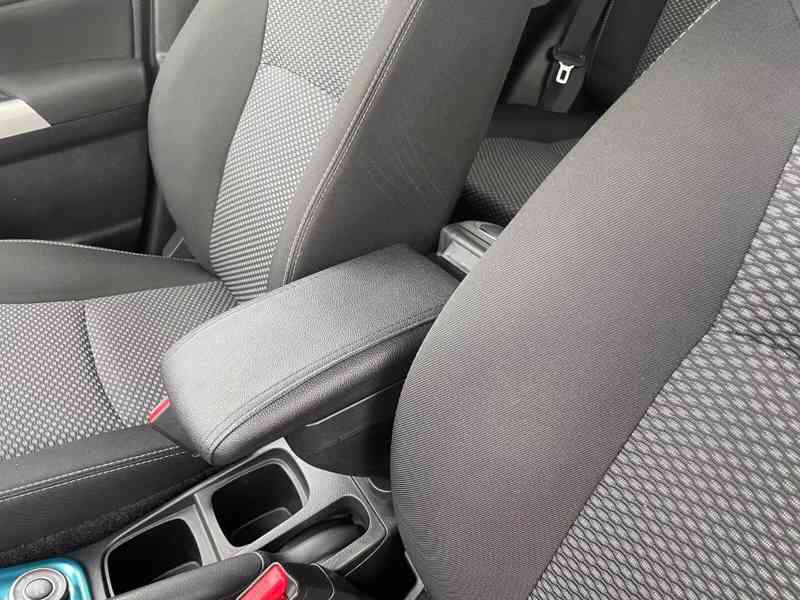 Suzuki Vitara 1.6i Comfort+ 4x4 benzín 88kw - foto 16