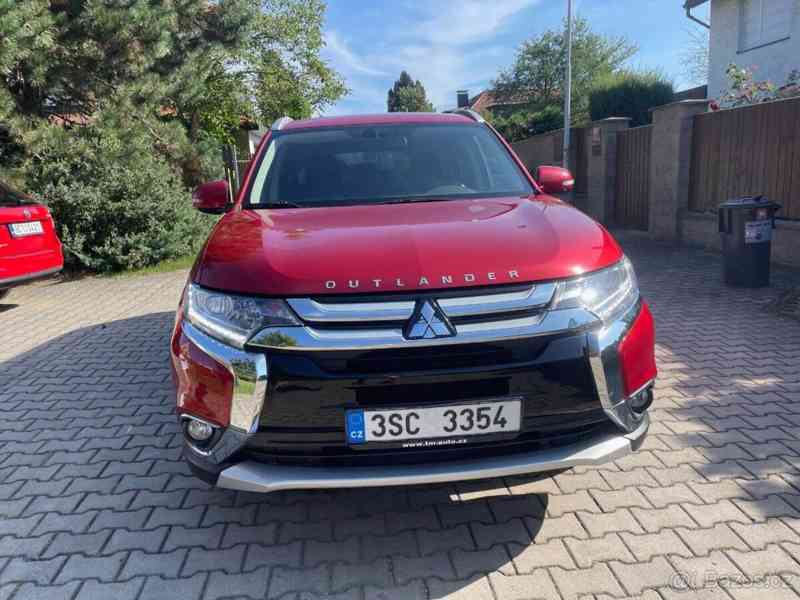 Mitsubishi Outlander 2,0   benzín, serviska - foto 3