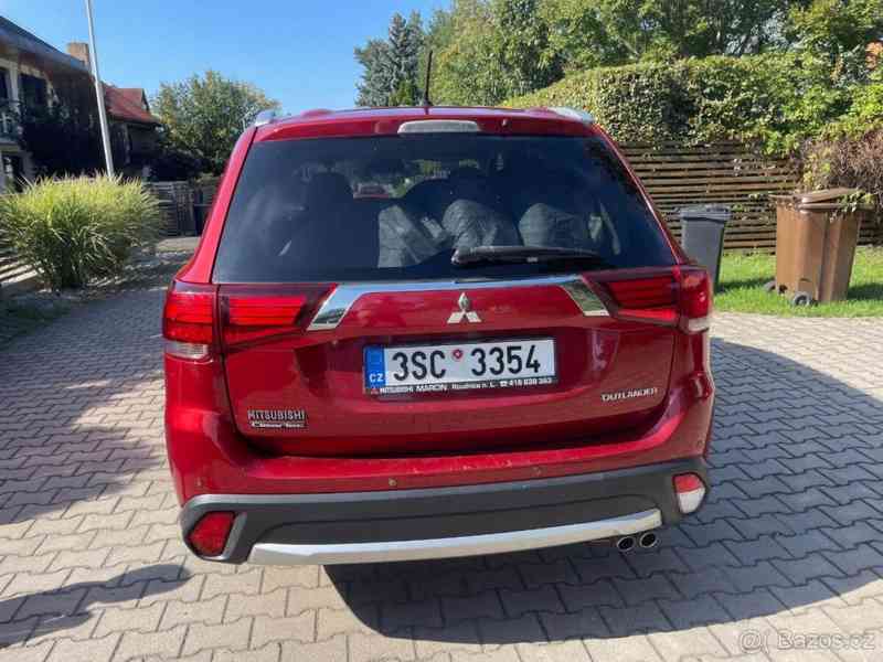 Mitsubishi Outlander 2,0   benzín, serviska - foto 2