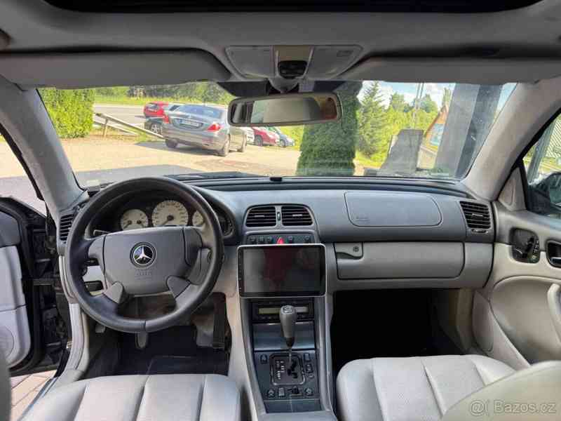 Mercedes-Benz CLK 320 6V - foto 9