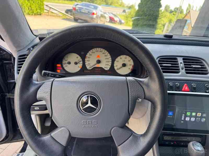 Mercedes-Benz CLK 320 6V - foto 12